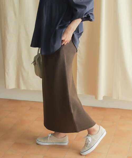 URBAN RESEARCH DOORS（アーバンリサーチドアーズ）の「『セットアップ対応』ブークレカットストレートスカート（スカート・レディース・L.BEIGE/CHARCOAL・M）」の9枚目の写真