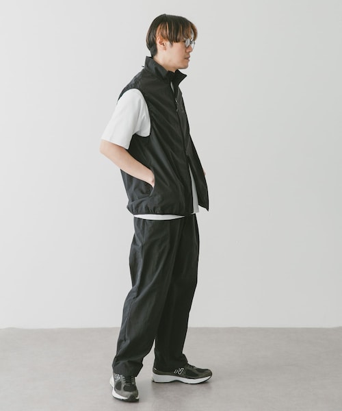 URBAN RESEARCH DOORS（アーバンリサーチドアーズ）の「『セットアップ対応』URDリップストップナイロンベスト（ジャケット/アウター・メンズ・TAUPE/BLACK/NAVY・M/L）」の20枚目の写真