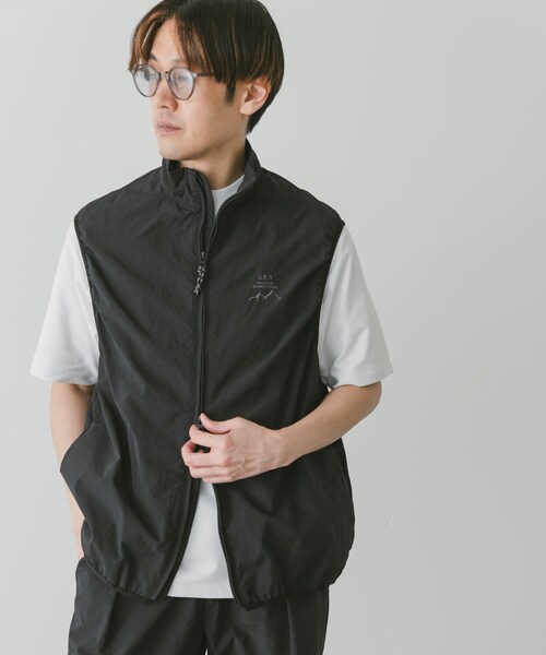 URBAN RESEARCH DOORS（アーバンリサーチドアーズ）の「『セットアップ対応』URDリップストップナイロンベスト（ジャケット/アウター・メンズ・TAUPE/BLACK/NAVY・M/L）」の13枚目の写真