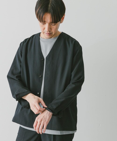 URBAN RESEARCH DOORS（アーバンリサーチドアーズ）の「『セットアップ対応』『UR TECH DRYLUXE』イージーケアノーカラージャケット（ジャケット/アウター・メンズ・BLUE/GREIGE/NAVY/STEEL BLUE/TAUPE・M/L）」の22枚目の写真