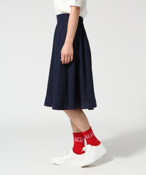 LOWRYS FARM（ローリーズファーム）の「カラーフレアミモレスカート（スカート・レディース・オフ/ピンク/ブルー/ネイビー・Ｆ）」の5枚目の写真