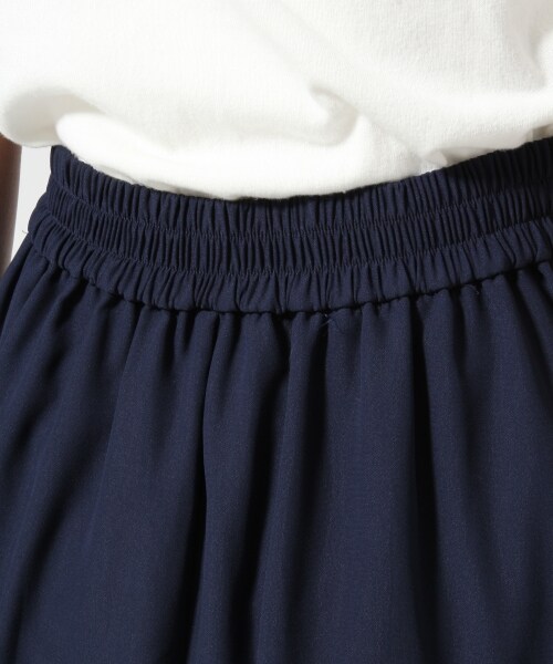 LOWRYS FARM（ローリーズファーム）の「カラーフレアミモレスカート（スカート・レディース・オフ/ピンク/ブルー/ネイビー・Ｆ）」の9枚目の写真