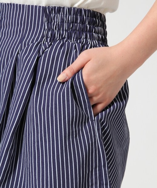 LOWRYS FARM（ローリーズファーム）の「ハナ＊ストライプキュロット（パンツ・レディース・オフ×花柄/オフ×ストライプ/ネイビー×ストライプ/ネイビー×花柄・Ｆ）」の8枚目の写真