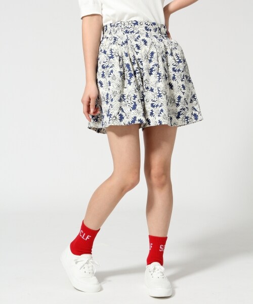 LOWRYS FARM（ローリーズファーム）の「ハナ＊ストライプキュロット（パンツ・レディース・オフ×花柄/オフ×ストライプ/ネイビー×ストライプ/ネイビー×花柄・Ｆ）」の4枚目の写真