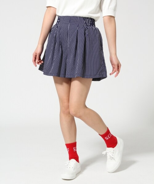 LOWRYS FARM（ローリーズファーム）の「ハナ＊ストライプキュロット（パンツ・レディース・オフ×花柄/オフ×ストライプ/ネイビー×ストライプ/ネイビー×花柄・Ｆ）」の3枚目の写真