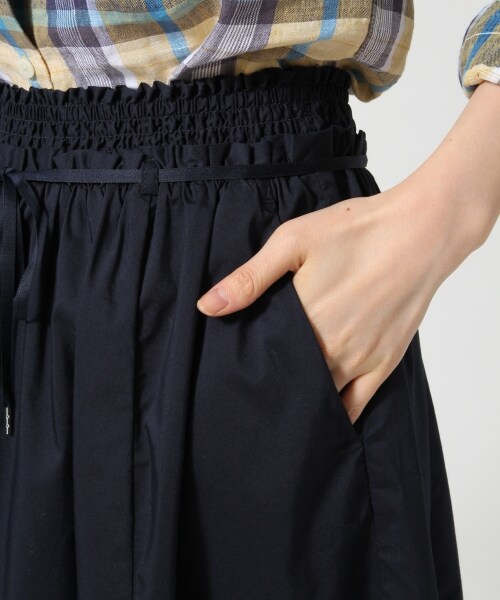 GLOBAL WORK（グローバルワーク）の「フハクミディーフレアースカート（スカート・レディース・ホワイトストライプ01/ブラック09/ベージュ55/ネイビー88/ブルー89・Ｍ/Ｌ）」の15枚目の写真