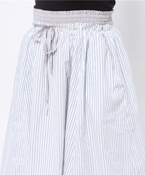 GLOBAL WORK（グローバルワーク）の「フハクミディーフレアースカート（スカート・レディース・ホワイトストライプ01/ブラック09/ベージュ55/ネイビー88/ブルー89・Ｍ/Ｌ）」の18枚目の写真