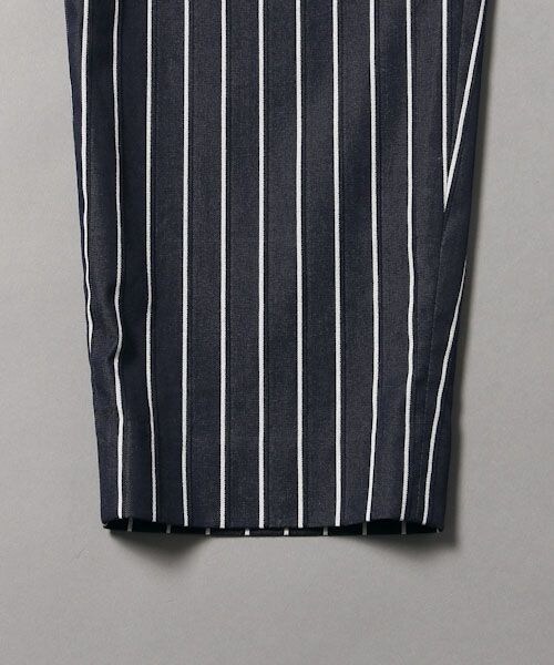 Andemiu（アンデミュウ）の「【WEB先行予約】ストライプテーパードパンツ（パンツ・レディース・ホワイト/ネイビー・S/M）」の9枚目の写真
