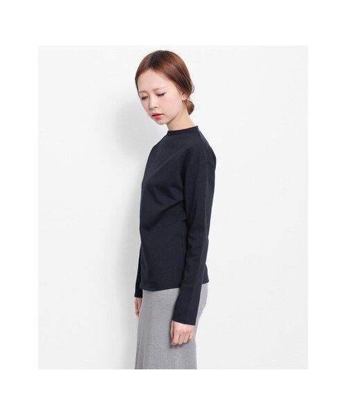 KBF(ケイビーエフ)の「ボトルネックTシャツ(トップス・レディース・OFF/GRAY/RED/NAVY・one)」の9枚目の写真