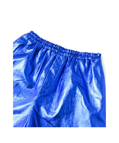 KBF(ケイビーエフ)の「メタリックショートパンツ(パンツ・レディース・SILVER/GOLD/BLUE/BLACK・one)」の12枚目の写真