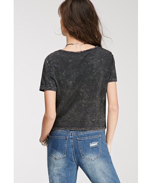 FOREVER 21(フォーエバー トゥエンティーワン)の「FOREVER 21 Mineral Wash Boxy Tee(Tシャツ/カットソー・レディース・Charcoal/Grey・Medium/Small/Large)」の3枚目の写真
