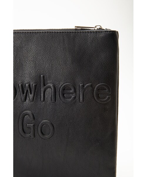 FOREVER 21（フォーエバー トゥエンティーワン）の「FOREVER 21+ All Dressed Up Clutch（クラッチバッグ・レディース・Black/Pink・One size）」の6枚目の写真