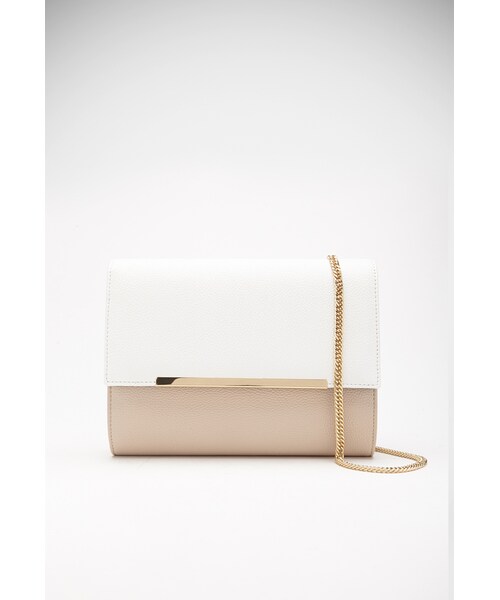 FOREVER 21（フォーエバー トゥエンティーワン）の「FOREVER 21 Pebbled Faux Leather Crossbody（ショルダーバッグ・レディース・Black/black/Cream/taupe/Red/red・One size）」の2枚目の写真