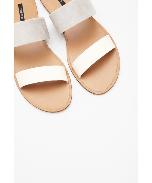 FOREVER 21（フォーエバー トゥエンティーワン）の「FOREVER 21 Faux Leather Slides（サンダル・レディース・Taupe/black/Brown/taupe/Blush/light grey・9/7/8/10/6）」の14枚目の写真