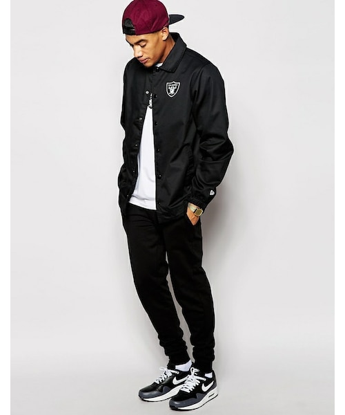 NEW ERA RAIDERS ジャケット ブラック NEW ERA（ニューエラ）の「New Era NFL Raiders Coach Jacket