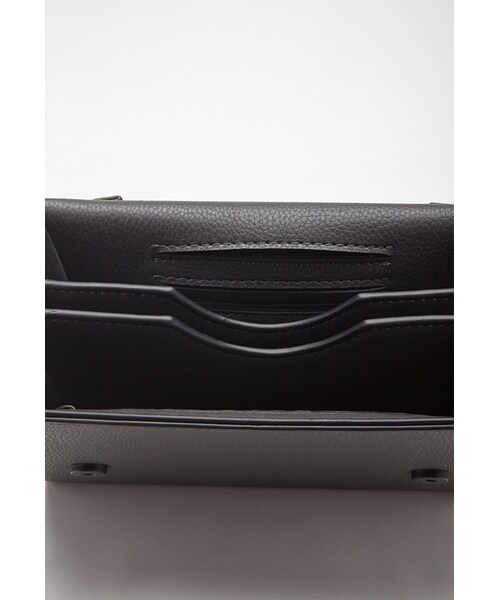 FOREVER 21（フォーエバー トゥエンティーワン）の「FOREVER 21+ Chain Strap Crossbody（ショルダーバッグ・レディース・Black/Cream/Yellow/Grey・One size）」の18枚目の写真