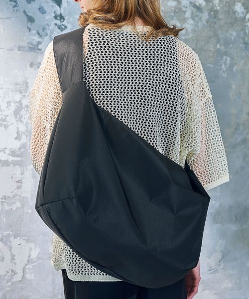 HARE（ハレ）の「ナイロンショルダーBAG（）」 - WEAR