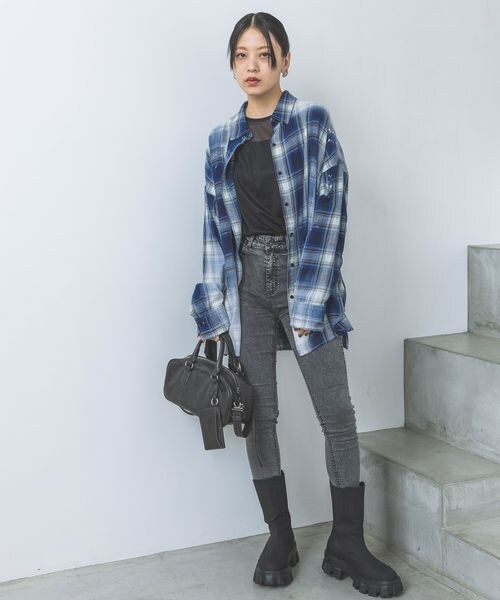 JEANASIS(ジーナシス)の「ヴィンテージレザーライクボストンBAG(バッグ・ブラック系(09)/ブラウン系(52)/グリーン系(78)・FREE)」の5枚目の写真