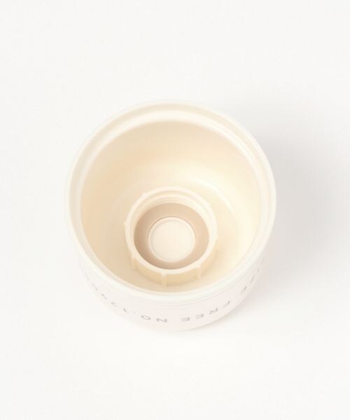 LAKOLE（ラコレ）の「ペットボトル用カップ（食器/キッチン・チャコール18/アイボリー52・F）」の5枚目の写真