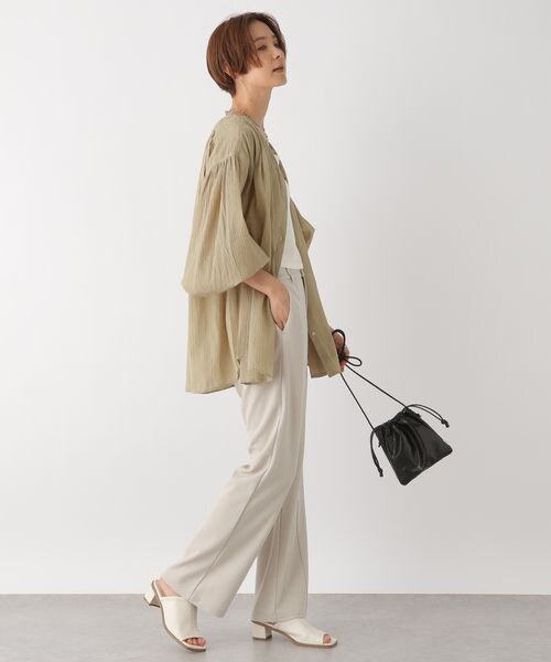 LEPSIM（レプシィム）の「ヨクノビセミフレアパンツ（パンツ・ブラック09/グレージュ13/ブラウン58・M/L）」の15枚目の写真