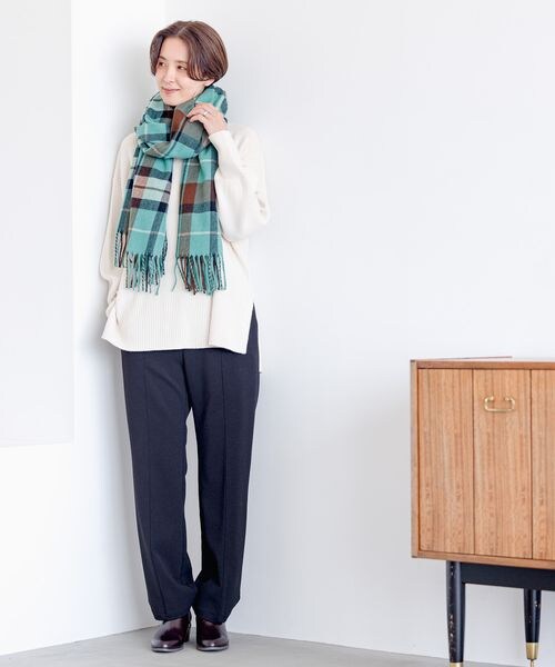 LEPSIM（レプシィム）の「ヨクノビセミフレアパンツ（パンツ・ブラック09/グレージュ13/ブラウン58・M/L）」の7枚目の写真