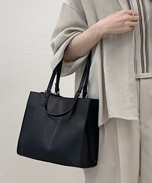 LEPSIM（レプシィム）の「フェイクレザー3WAYバッグ（バッグ・アイボリー08/ブラック09/グレージュ51/ライトブラウン57・ONE SIZE）」の16枚目の写真