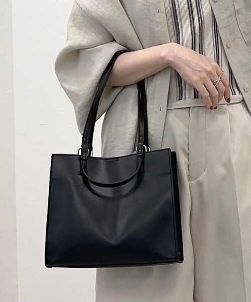 LEPSIM（レプシィム）の「フェイクレザー3WAYバッグ（バッグ・アイボリー08/ブラック09/グレージュ51/ライトブラウン57・ONE SIZE）」の17枚目の写真