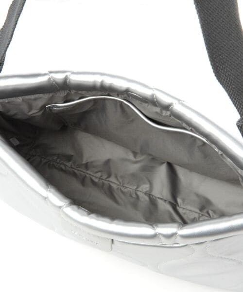 LEPSIM（レプシィム）の「キルティングクラッチ（バッグ・ブラック09/シルバー19・ONE SIZE）」の18枚目の写真