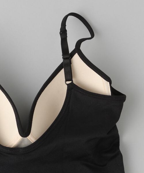 A part by(アパートバイ)の「cohan(コハン)シームレスブラキャミソール(アンダーウェア・レディース・ブラック 09/モカ 54・Sサイズ/Mサイズ)」の12枚目の写真