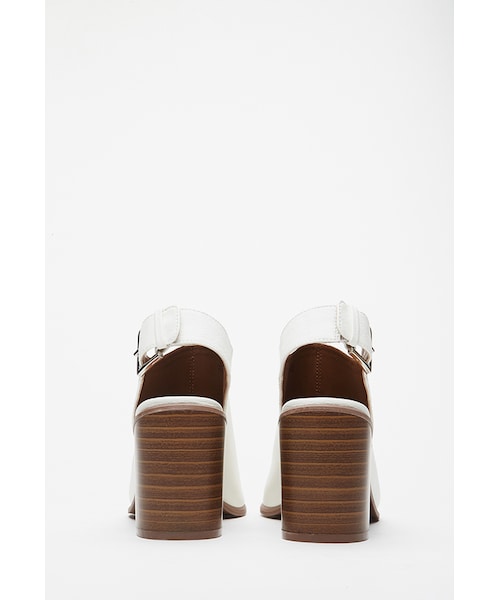 FOREVER 21（フォーエバー トゥエンティーワン）の「FOREVER 21 Buckled Peep-Toe Heels（サンダル・レディース・White/Black/Tan・10/7.5/8.5/7/6.5/5.5/9/8/6）」の16枚目の写真