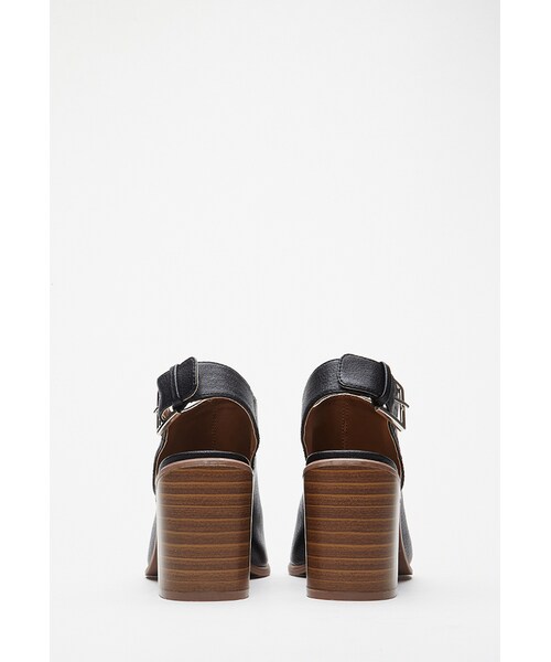 FOREVER 21（フォーエバー トゥエンティーワン）の「FOREVER 21 Buckled Peep-Toe Heels（サンダル・レディース・White/Black/Tan・10/7.5/8.5/7/6.5/5.5/9/8/6）」の7枚目の写真