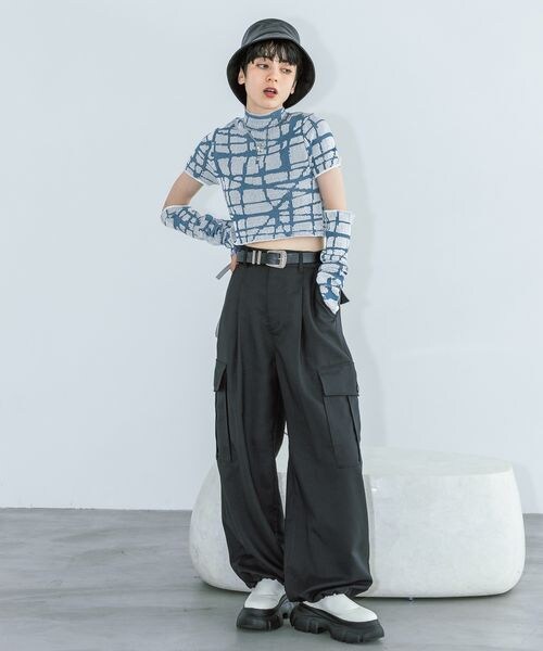 PAGEBOY（ページボーイ）の「2WAYスリーブリブTOPS（トップス・ホワイト系01/ブラック系08/ブラック09・F）」の5枚目の写真