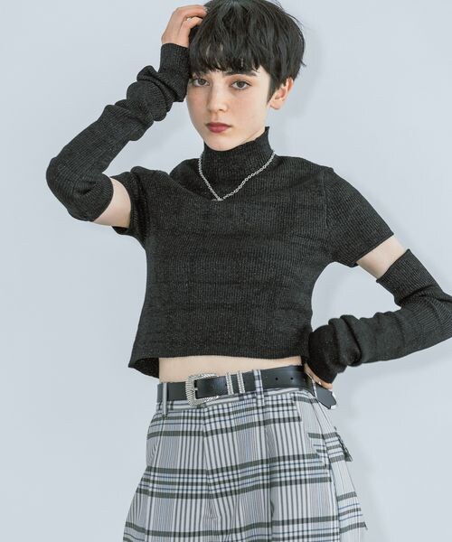 PAGEBOY（ページボーイ）の「2WAYスリーブリブTOPS（トップス・ホワイト系01/ブラック系08/ブラック09・F）」の11枚目の写真