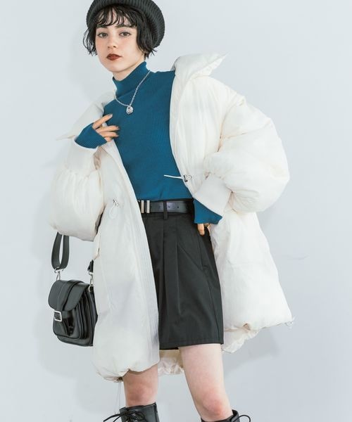 PAGEBOY(ページボーイ)の「スタンドボリュームブルゾン(ジャケット/アウター・オフホワイト05/ブラック09/モカ53・F)」の1枚目の写真