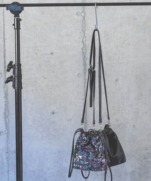 PAGEBOY(ページボーイ)の「アソートミニショルダー(バッグ・ブラック09/スパンコール10/シルバースパンコール12・F)」の5枚目の写真