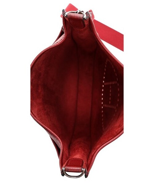 HERMES(エルメス)の「What Goes Around Comes Around Hermes Evelyne II Bag(ショルダーバッグ・レディース・Red・One Size)」の3枚目の写真