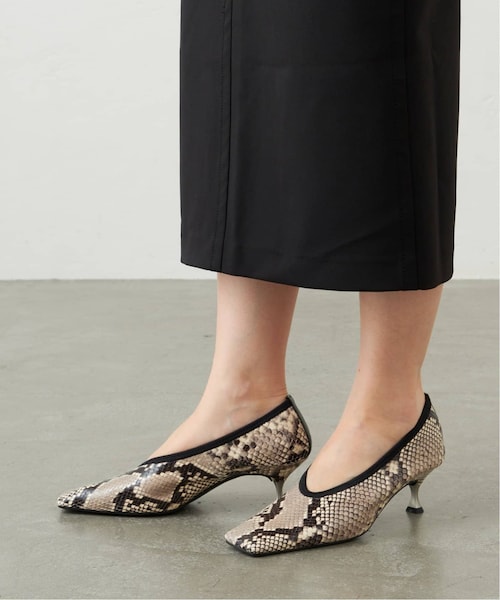 LE TALON GRISE5.5cmレザースクエアストレッチパンプス LE TALON｜《追加》GRISE5.5cmレザースクエアストレッチパンプス