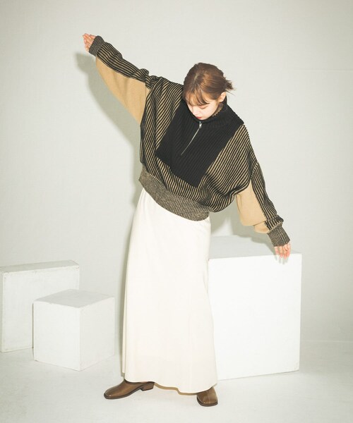 KBF（ケイビーエフ）の「レイヤードハーフZIPニット（トップス・レディース・IVO×BLUE/BLACK/GRAY×ORG・one）」の19枚目の写真