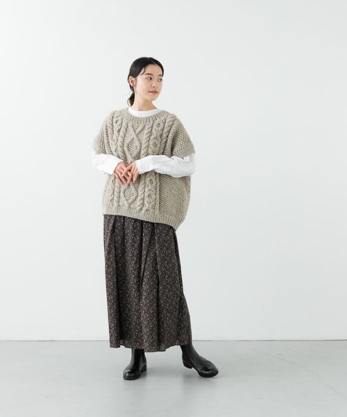 かぐれ（カグレ）の「ペルーアランクルーネックベスト（）」 - WEAR