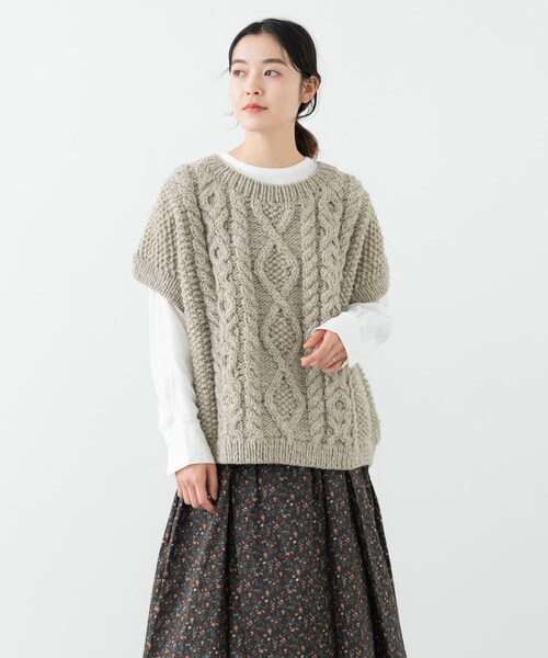 かぐれ（カグレ）の「ペルーアランクルーネックベスト（）」 - WEAR