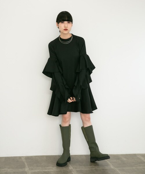 フリルスリーブミニワンピース KBF（ケイビーエフ）の「フリルスリーブミニワンピース