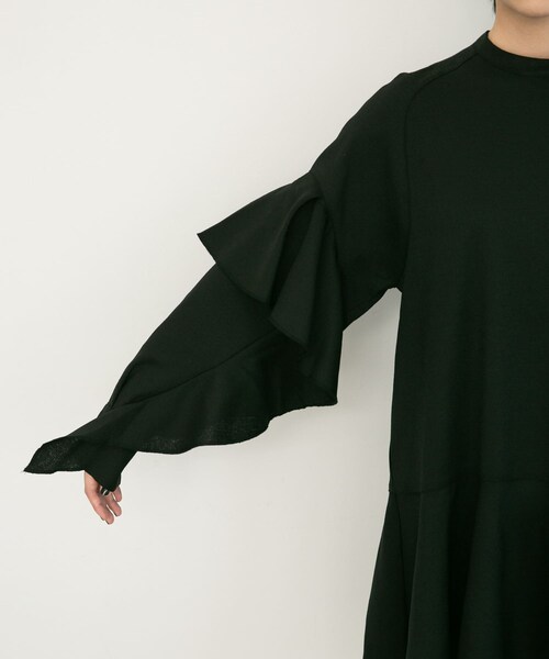 KBF（ケイビーエフ）の「フリルスリーブミニワンピース（ワンピース/ドレス・レディース・BLACK/BEIGE/KHAKI・one）」の18枚目の写真