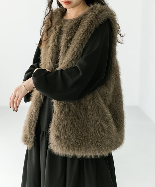 mystic（ミスティック）の「ファーベスト（ジャケット/アウター・レディース・ベージュ/ブラウン・F）」の2枚目の写真