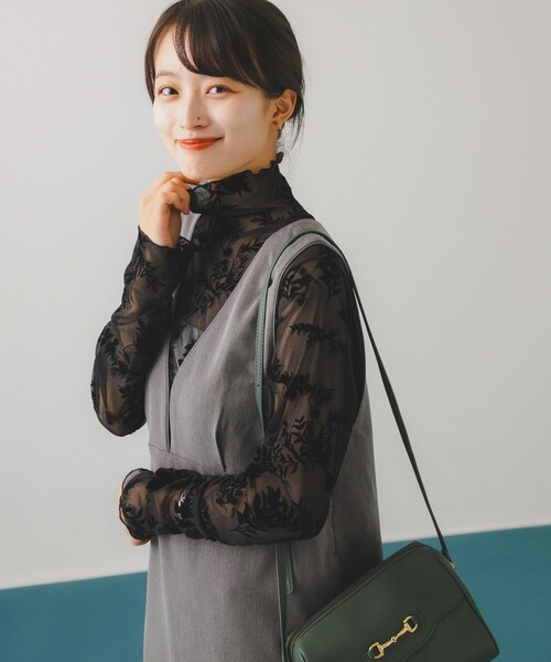 HEYUMM（ヘユム）の「HEYUMM フロッキーハイネックシアートップ（トップス・レディース・OFF WHITE/BLACK/BEIGE・one）」の20枚目の写真