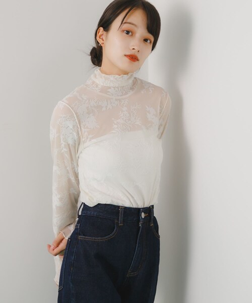 HEYUMM（ヘユム）の「HEYUMM フロッキーハイネックシアートップ（トップス・レディース・OFF WHITE/BLACK/BEIGE・one）」の5枚目の写真