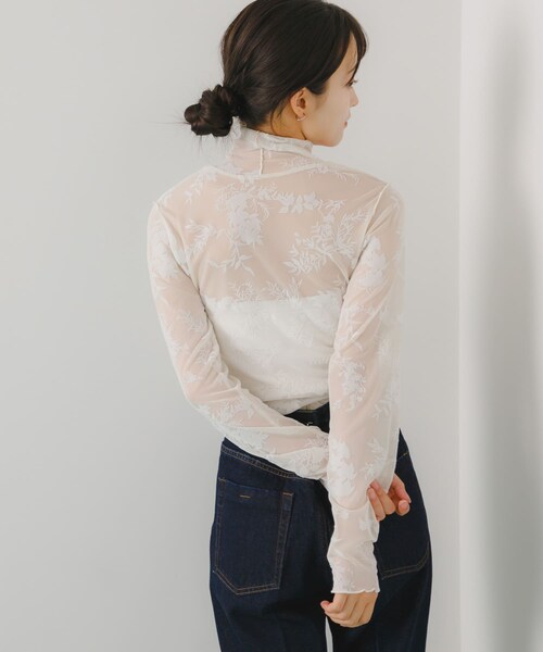 HEYUMM（ヘユム）の「HEYUMM フロッキーハイネックシアートップ（トップス・レディース・OFF WHITE/BLACK/BEIGE・one）」の7枚目の写真