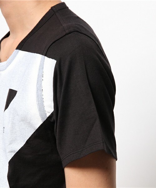 ANREALAGE(アンリアレイジ)の「ANREALAGE big logo TEE(Tシャツ/カットソー・メンズ・ホワイト/ブラック・46/48)」の7枚目の写真