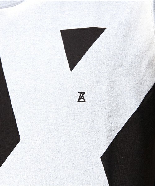 ANREALAGE(アンリアレイジ)の「ANREALAGE big logo TEE(Tシャツ/カットソー・メンズ・ホワイト/ブラック・46/48)」の9枚目の写真