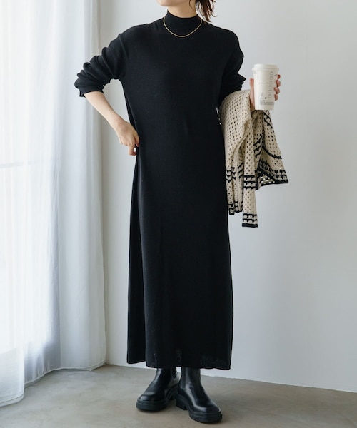 PUAL CE CIN(ピュアルセシン)の「ワッフルニットハイネックワンピース(ワンピース/ドレス・レディース・グレイッシュベージュ/グレー/オレンジ/ブラック・FREE)」の2枚目の写真