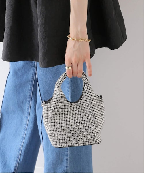 U by SPICK&SPAN(ユーバイスピックアンドスパン)の「≪追加予約≫ Rihann Mini Handle Bag3(バッグ・シルバー/(093)/フリー/在庫あり)」の5枚目の写真